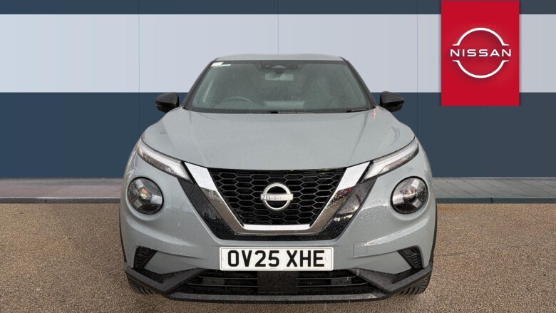 Nissan Juke 1.0 DiG-T N-Connecta 5dr Petrol Hatchback